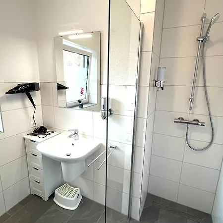 Elstar Ebenerdig Carport Terrasse Neubau Netflix Free Wifi 2 Schlafzimmer Küche Meppen