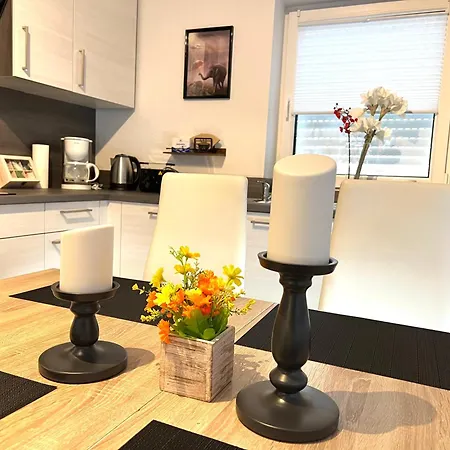 Ferienhaus Elstar Ebenerdig Carport Terrasse Neubau Netflix Free Wifi 2 Schlafzimmer Küche