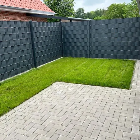 Elstar Ebenerdig Carport Terrasse Neubau Netflix Free Wifi 2 Schlafzimmer Küche Meppen